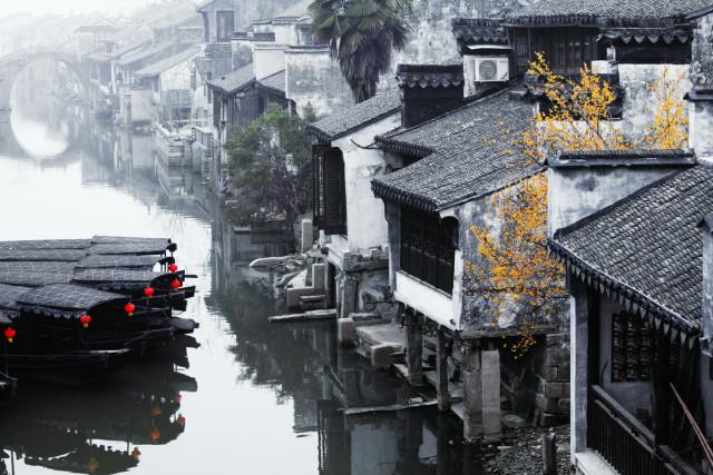 迷失在黑洞里